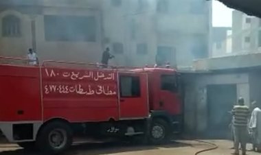 السيطرة على حريق بموقف سيارات طهطا