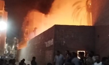 الدفع بـ 5 سيارات إطفاء للسيطرة على حريق بجوار وحدة محلية في قنا