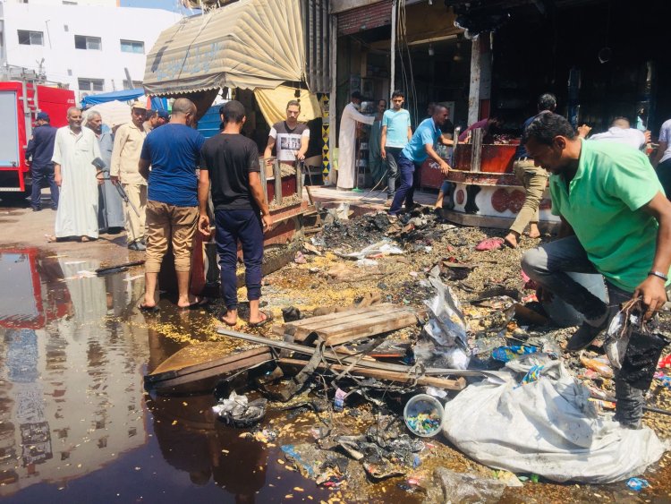 السيطرة على حريق داخل محل في البحيرة