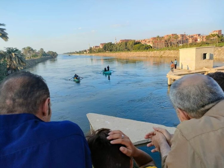 انتشال جثة شاب لقى مصرعه غرقًا بمياه الرياح التوفيقي بالقليوبية