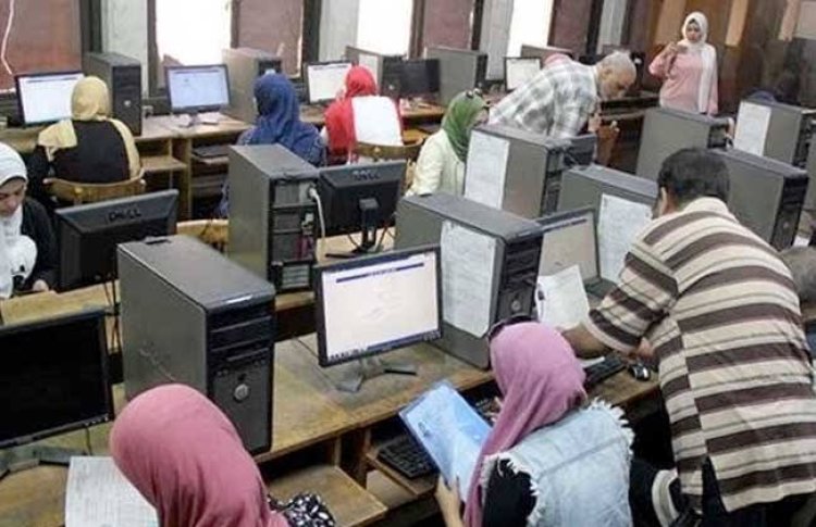 التعليم العالي تعلن الحد الأدنى للشعبة العلمية والأدبية بالمرحلة الثالثة لتنسيق الجامعات 2022