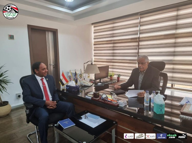 جمال علام يبحث عددا من الملفات مع مدير إدارة المدربين باتحاد الكرة