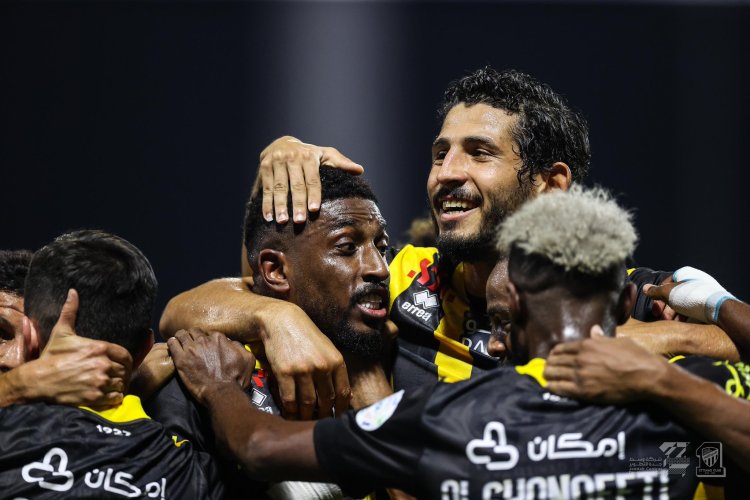 حجازي وطارق حامد يشاركان في فوز اتحاد جدة على العدالة بالدوري السعودي