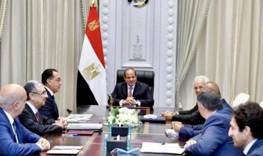 عاجل.. الرئيس السيسي يتابع التعاون المشترك مع الجانب اليوناني لتنفيذ مشروعات إنتاج الكهرباء