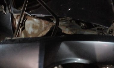 إصابة سائق إثر نشوب حريق داخل سيارة وانقلابها بترعة في قنا