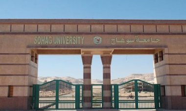 طلاب «من أجل مصر» بجامعة سوهاج تدشن فاعليات مسابقة hult prize العالمية