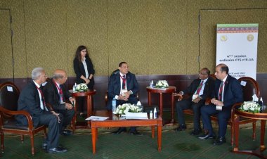 وزير التنمية المحلية يلتقي سفير بعثة الاتحاد الإفريقي بالقاهرة