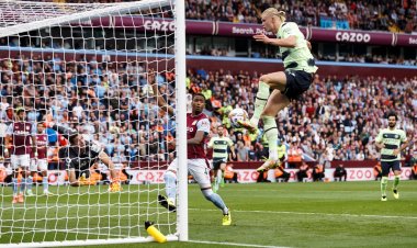 جدول ترتيب هدافي الدوري الإنجليزي بعد هاتريك إيفان توني وهدف هالاند