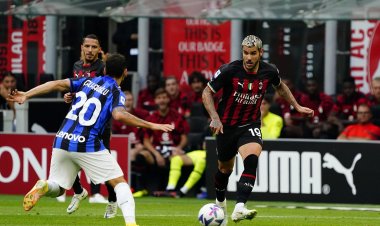 ميلان يفوز على الإنتر بثلاثية في ديربي الدوري الإيطالي