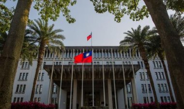 وزارة الدفاع التايوانية تعلن عن عبور مقاتلتين صينيتين لخط الوسط باتجاة الجزيرة