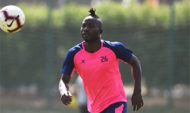 رسميًا.. رزاق سيسيه ينتقل إلى «البنك الأهلي»