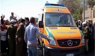 إصابة 5 أشخاص في حادث تصادم «توك توك» وموتوسيكل بالبحيرة