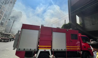 السيطرة على حريق هائل داخل قاعة باريس بلازا بالمنوفية