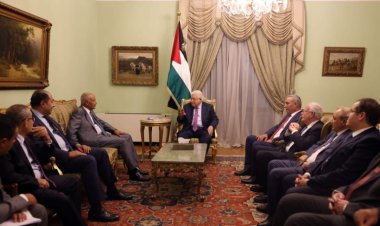 الرئيس الفلسطيني محمود عباس يصل القاهرة في زيارة رسمية