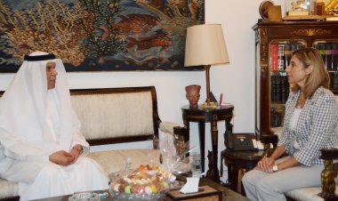 وزيرة الثقافة تلتقي وفد الهيئة العربية للمسرح