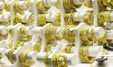 ارتفاع هائل.. سعر الذهب اليوم عيار 21 بالمصنعية للبيع والشراء الجمعة 18-11-2022