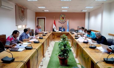 رئيس جامعة سوهاج يعقد اجتماعاََ موسعاََ مناقشة خطة العمل خلال الفترة القادمة