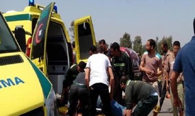 إصابة 8 أشخاص إثر تصادم سيارة نقل بأخرى ميكروباص بالمنوفية