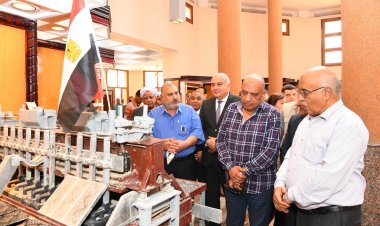 وزير قطاع الأعمال ومحافظ قنا يتفقدان مجمع مصر للألومنيوم بنجع حمادي 