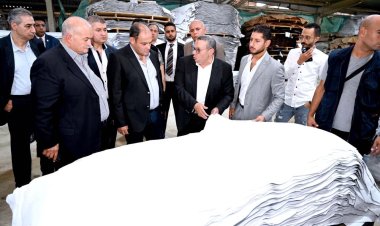 وزير التجارة يتفقد عدد من المدابغ ووحدات إنتاج الغراء بمنطقة الـ 100 مصنع