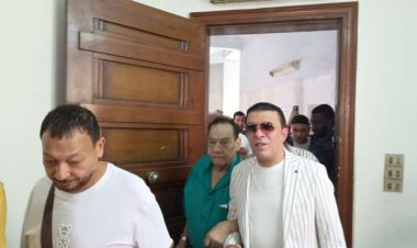 مصطفى كامل يتقدم بأوراق ترشحه لمنصب نقيب المهن الموسيقية.. صور