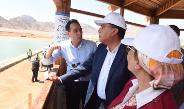 مدبولي يتفقد مشروع رفع كفاءة بحيرات الأكسدة ومسارات الطيور المهاجرة بشرم الشيخ