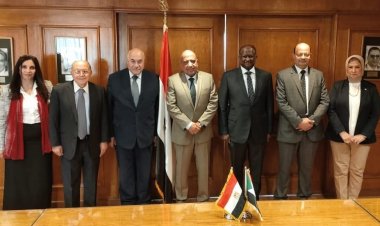 وزير قطاع الأعمال العام يشهد توقيع مذكرة تفاهم لتوفير مدخلات لمصانع الغزل من القطن قصير التيلة