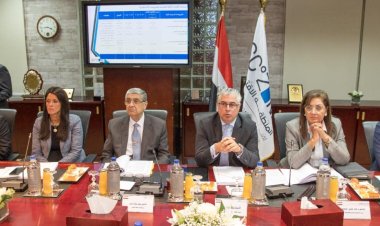 قناة السويس:  حققنا 2.2 مليار جنيه فائض بالعام المالي الحالي