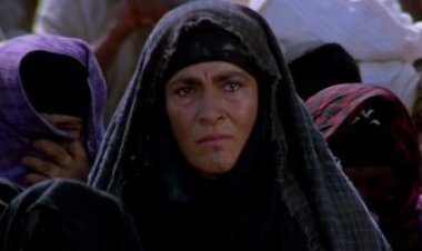 وفاة الممثلة اليونانية إيرين باباس نجمة فيلم «عمر المختار» عن عمر يناهز 96 عاما