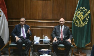 محافظ القليوبية يعقد اجتماعا مع رئيس جامعة بنها لمتابعة المشروعات المقدمة من المحافظة