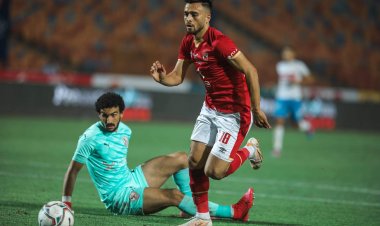 صلاح محسن يعلق على وضعه بقائمة الانتظار في الأهلي