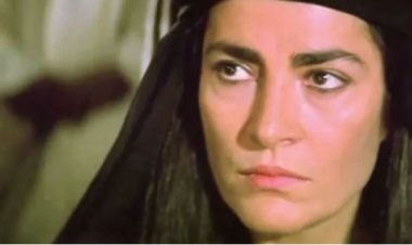 «هند بنت عتبة» في فيلم الرسالة.. من هي الممثلة اليونانية الراحلة إيرين باباس؟