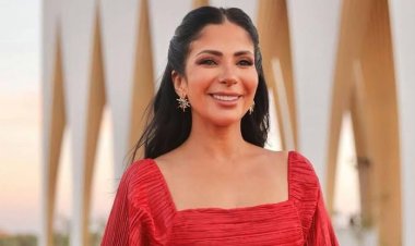 منى زكي ضيفة أمير كرارة في أولى حلقات الموسم الجديد من «سهرانين»