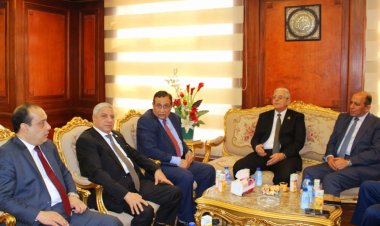 رئيس النيابة الإدارية يستقبل وفدا من نادي القضاة