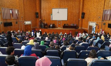 جامعة سوهاج تحتفل بختام الأنشطة السنوية وتكرم 290 طالبا