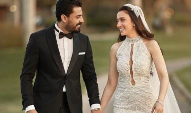 إسلام جمال يكشف عن أول صورة مع زوجته من شهر العسل