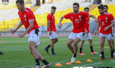 طاقم حكام تونسي لوديتي مصر أمام النيجر وليبيريا بالإسكندرية 