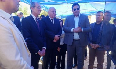 لافتتاح عدة مشروعات.. تفاصيل زيارة وزير الاتصالات لمحافظة قنا