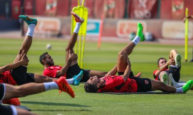 مران الأهلي.. تدريبات بدنية وتقسيمة قوية للاعبين في الفترة الصباحية