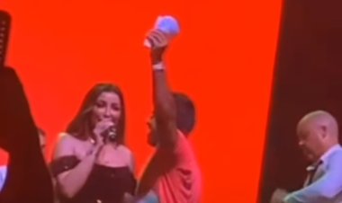 دنيا بطمة تتعرض لـ هجوم حاد بسبب شاب يلقى الأموال عليها في حفلها الأخير