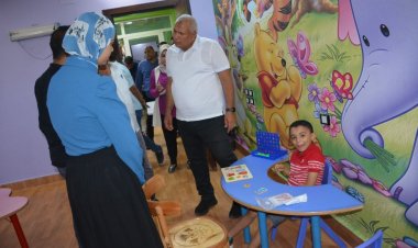 محافظ الوادي الجديد يتابع سير العمل بمركز «حسن حلمي» لذوي الهمم بالخارجة