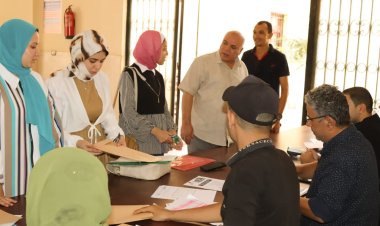 رئيس جامعة الدلتا التكنولوجية يُتابع إجراءات تقديم طلاب الثانوية العامة للجامعة