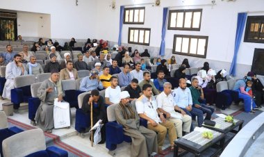 العلاج على نفقة الدولة الأكثر طلبًا.. محافظ سوهاج يلتقي 157 مواطنًا لبحث شكواهم