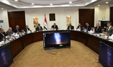 عاصم الجزار يبدأ في حل الأزمات القائمة بوزارة الإسكان