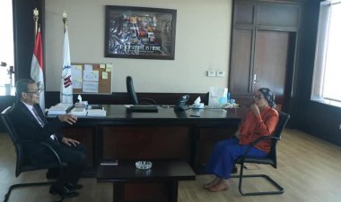 رئيس جامعة سوهاج يناقش التعاون مع معهد تكنولوجيا المعلومات لإنتاج مقررات دراسية مشتركة