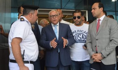 محافظ بورسعيد يزور مصابي حادث طريق 30 يونيو