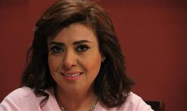 نشوى مصطفى تروي موقفا إنسانيا لـ هشام سليم مع فنانة قديرة