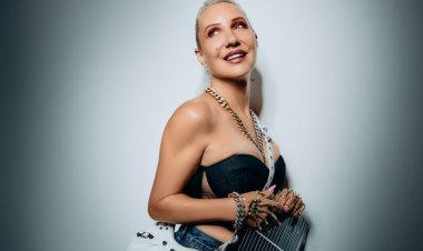 بالصور.. «ساوند كلاوند"» تكرم المطربة الأمريكية «آمون ستار» في مصر