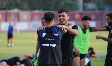 مران الأهلي.. جاهزية «أفشة» و«شريف» لودية أسوان