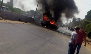 حريق هائل داخل سيارة ملاكي بطريق  طنطا  كفر الزيات